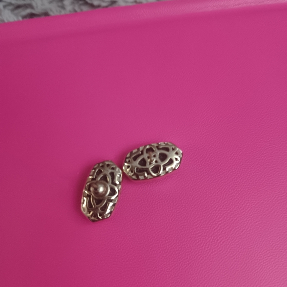 Kendra Scott iridescent earrings - Picture 3 of 4